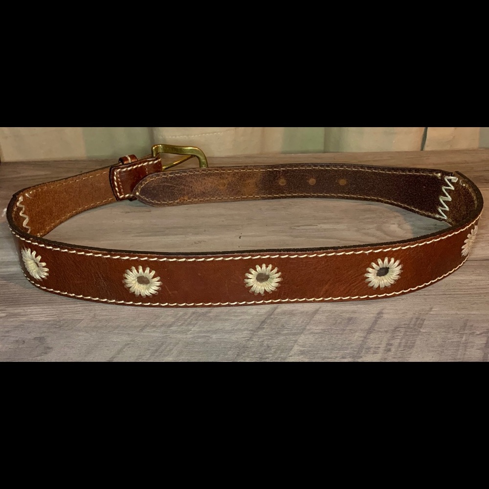 Eddie Bauer Genuine Leather Belt